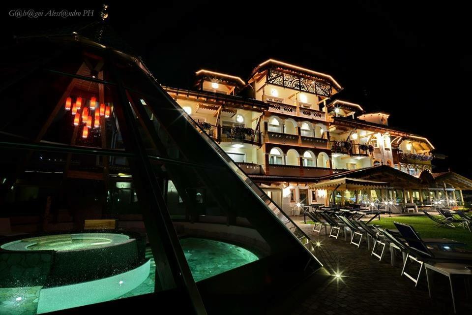 Rene Dolomites Boutique Hotel Pozza di Fassa Kültér fotó